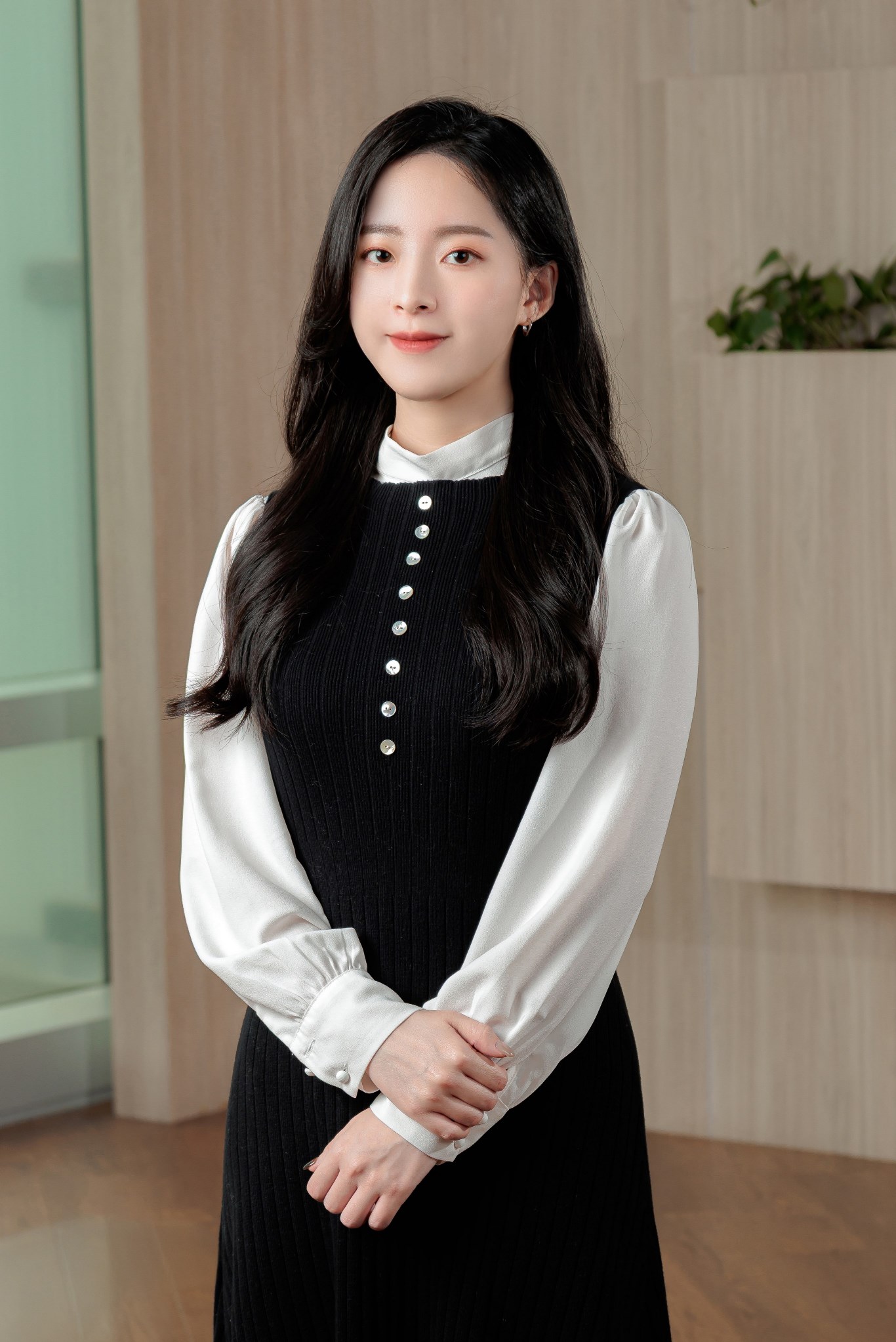 繆欣儒 Elaine Miao